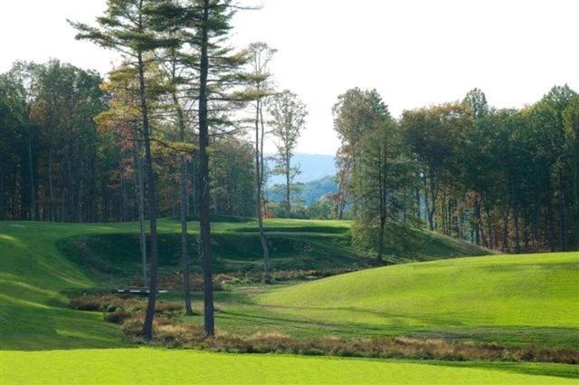 The At Glade Springs 3* Daniels